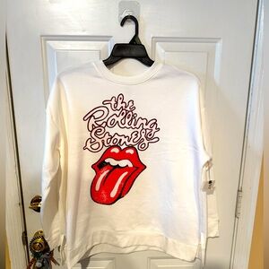 New with regarding stone sweatshirt
I have two